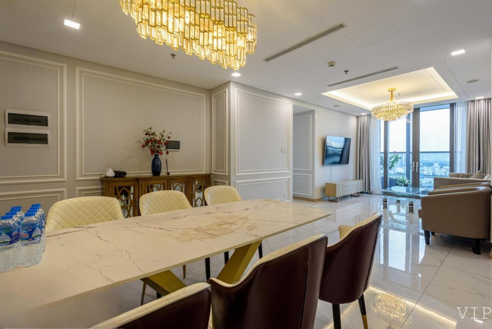 Landmark 81 Infinity Pool - Vip Căn hộ