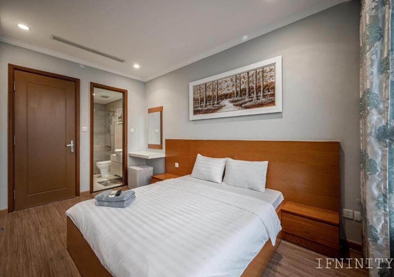 Landmark 81 Infinity Pool - Vip * TP. Hồ Chí Minh